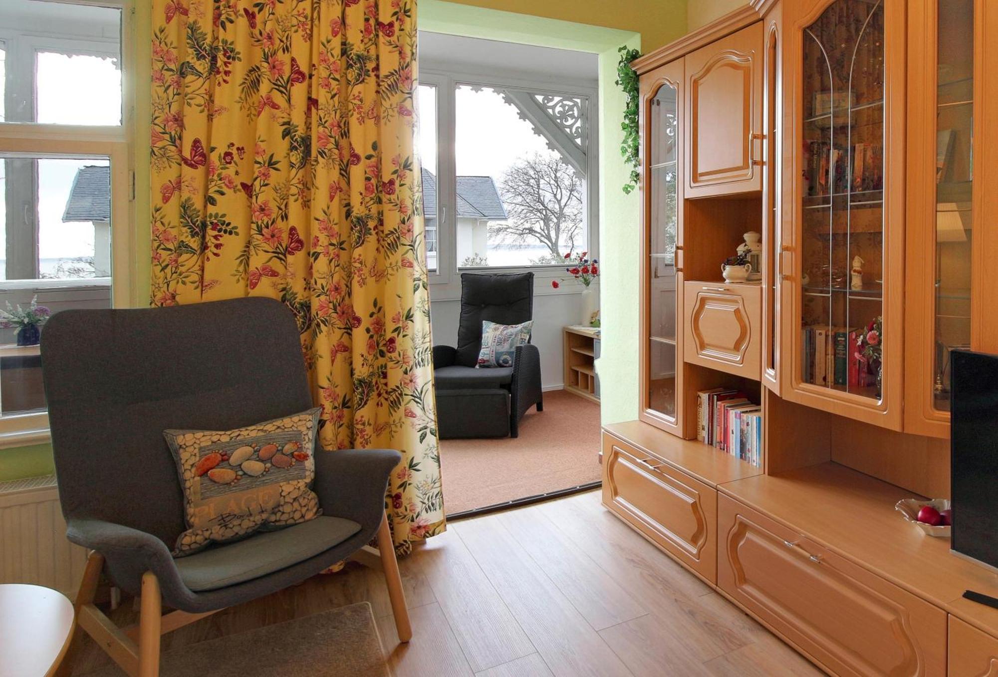 Villa Ostseelilie - Appartements Mit Balkon Und Meerblick Sassnitz Szoba fotó
